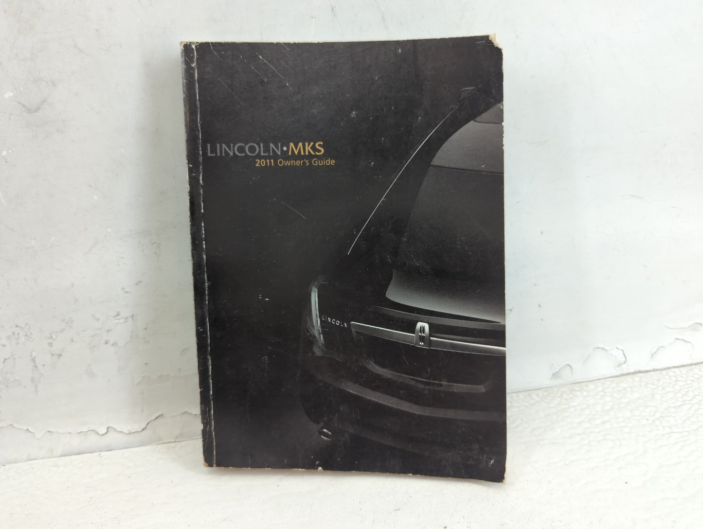 2011 Lincoln Mks Owners Manual Book Guide P/N:BA51-19A321-AA OEM Used Auto Parts - Oemusedautoparts1.com