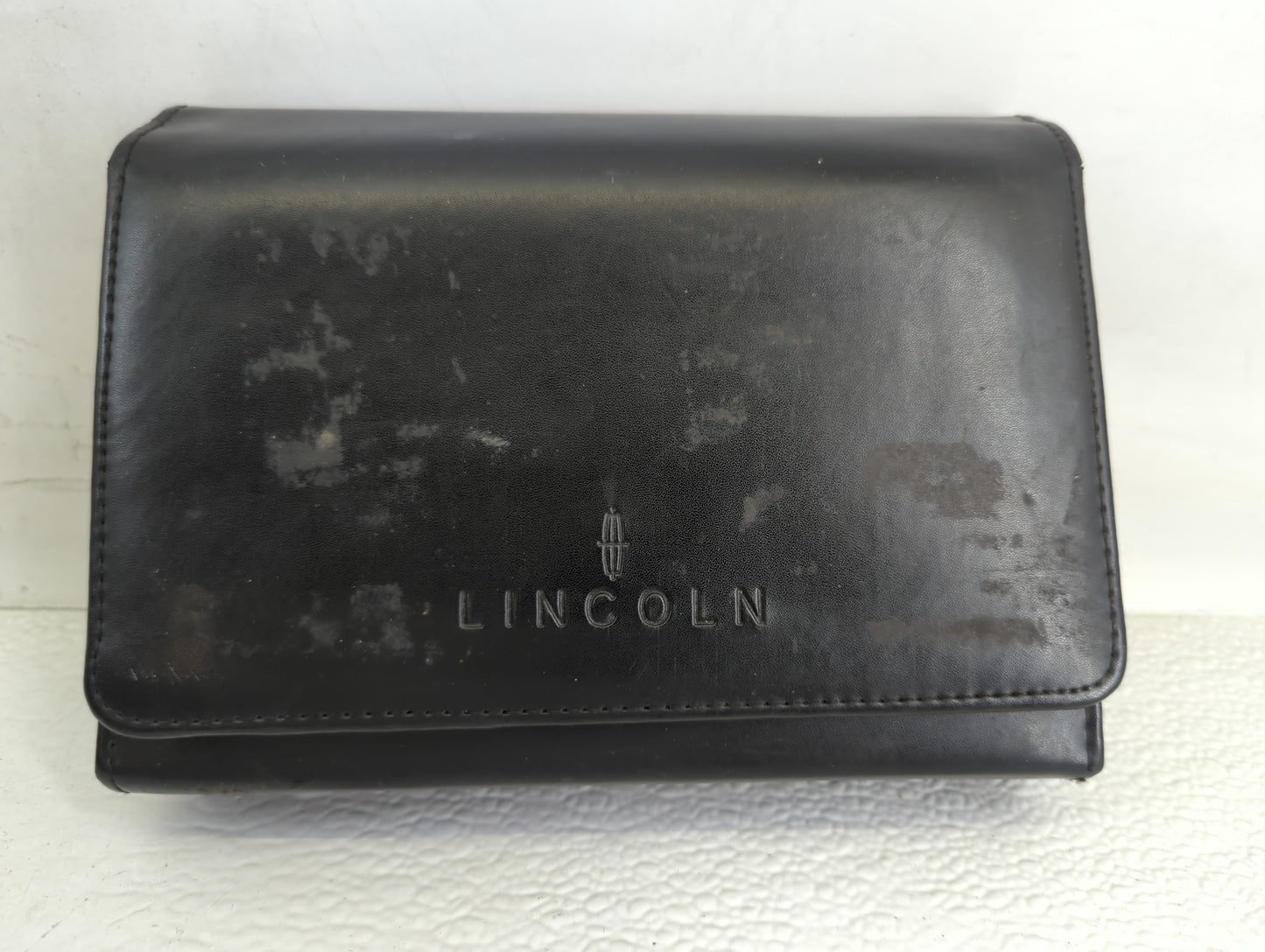 2011 Lincoln Mks Owners Manual Book Guide P/N:BA51-19A321-AA OEM Used Auto Parts - Oemusedautoparts1.com