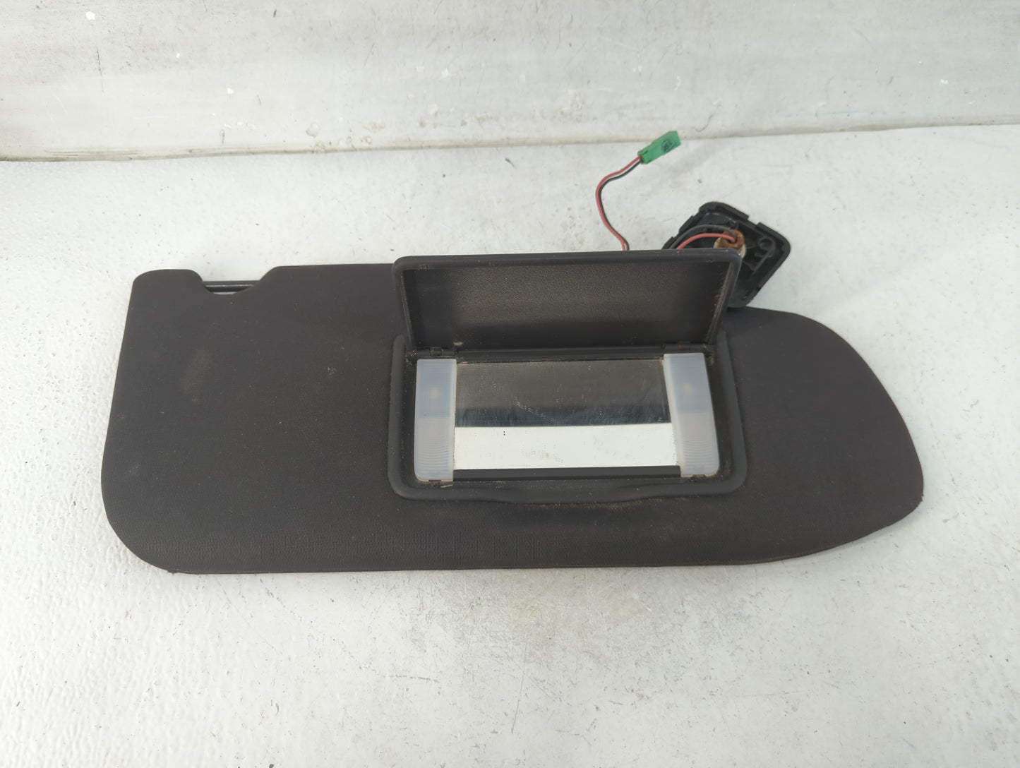 2010-2016 Lincoln Mks Sun Visor Shade Replacement Passenger Right Mirror Fits OEM Used Auto Parts - Oemusedautoparts1.com