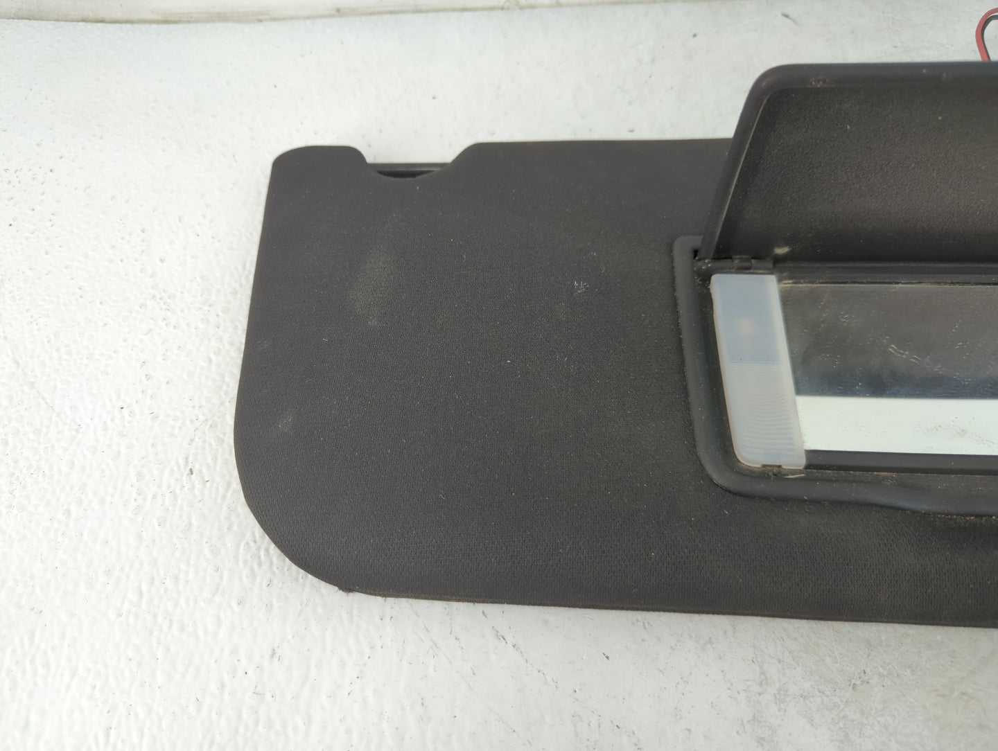 2010-2016 Lincoln Mks Sun Visor Shade Replacement Passenger Right Mirror Fits OEM Used Auto Parts - Oemusedautoparts1.com