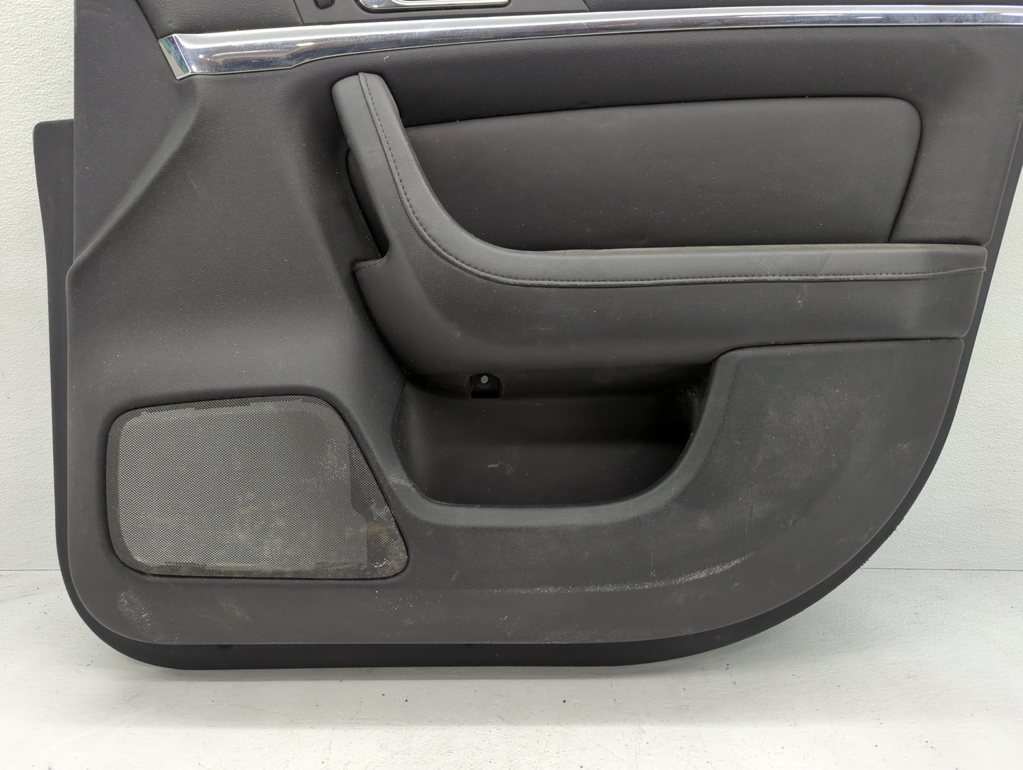 2011 Lincoln Mks Front Right Passenger Interior Door Panel Trim - Oemusedautoparts1.com