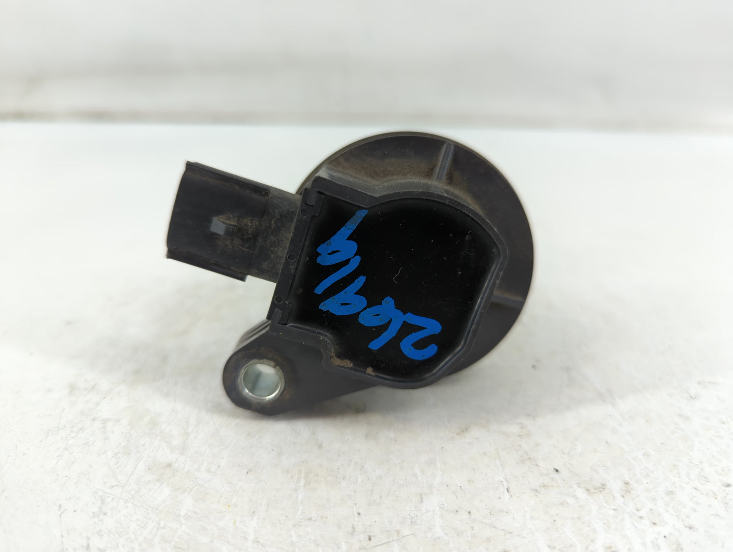 2009-2016 Lincoln Mks Ignition Coil Igniter Pack - Oemusedautoparts1.com