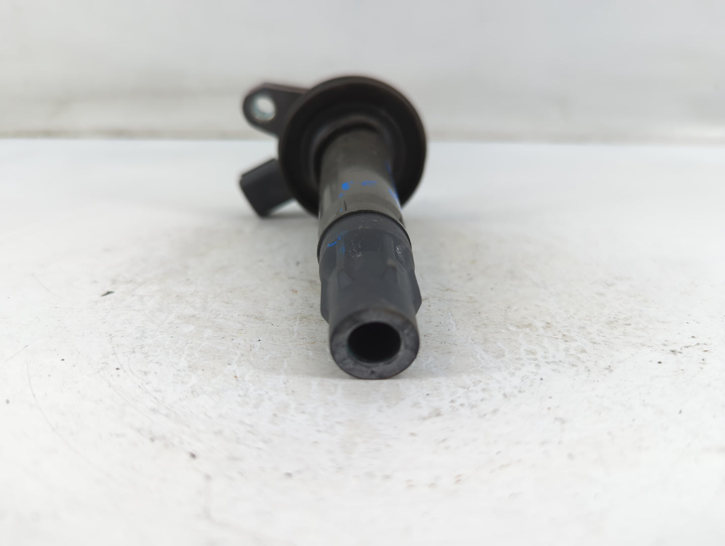 2011 Lincoln Mks Ignition Coil Igniter Pack - Oemusedautoparts1.com