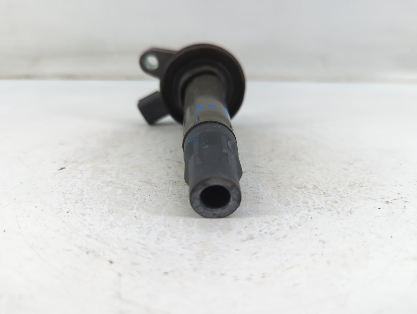 2011 Lincoln Mks Ignition Coil Igniter Pack - Oemusedautoparts1.com