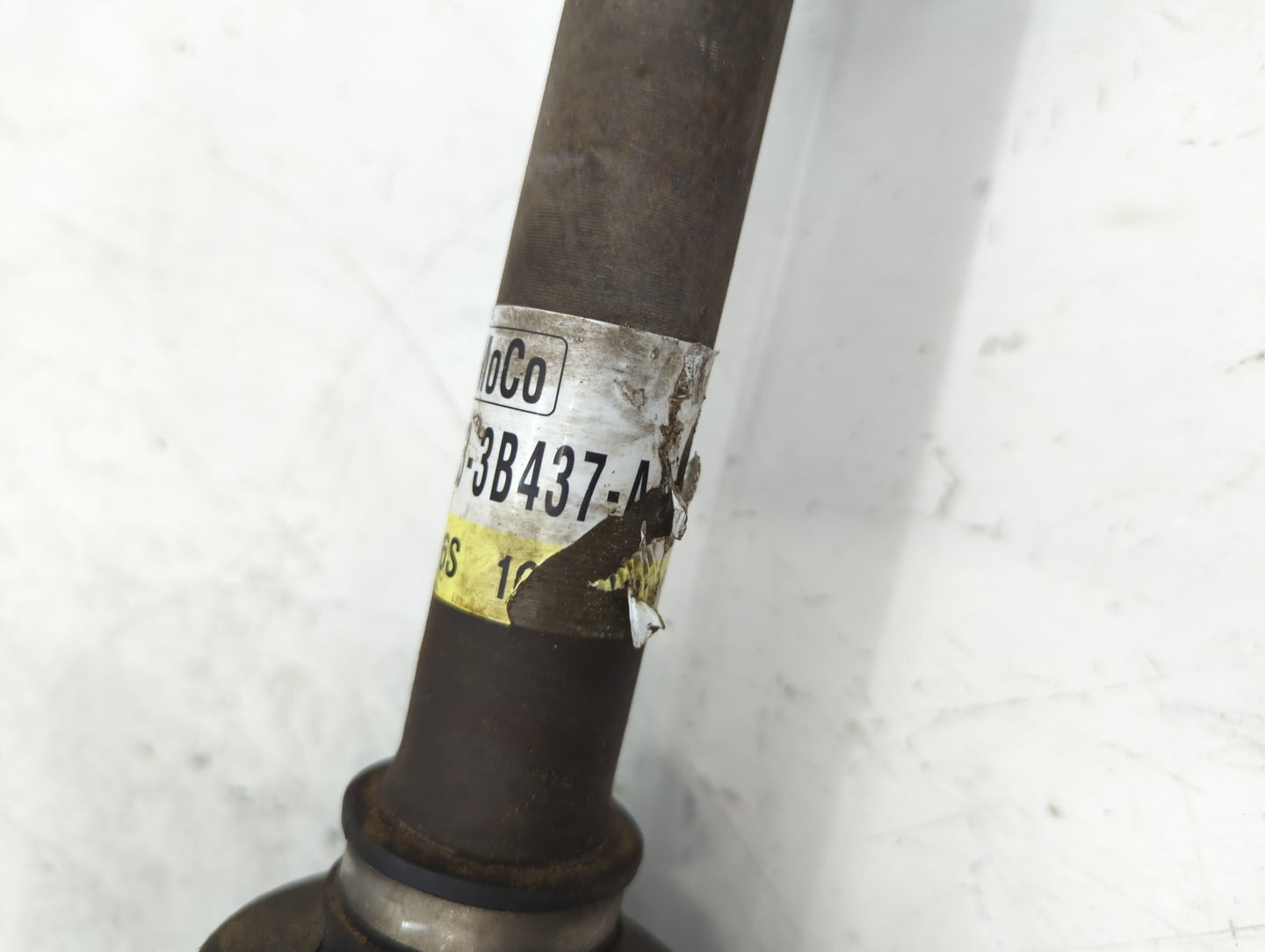 2010-2012 Lincoln Mkt Axle Shaft Front Driver Cv C/v - Oemusedautoparts1.com