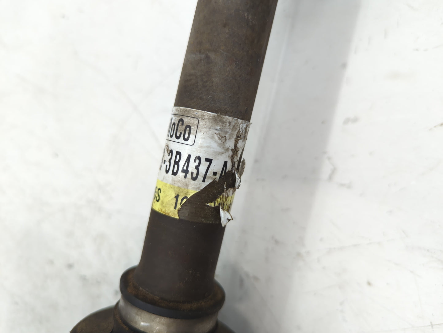 2010-2012 Lincoln Mkt Axle Shaft Front Driver Cv C/v - Oemusedautoparts1.com