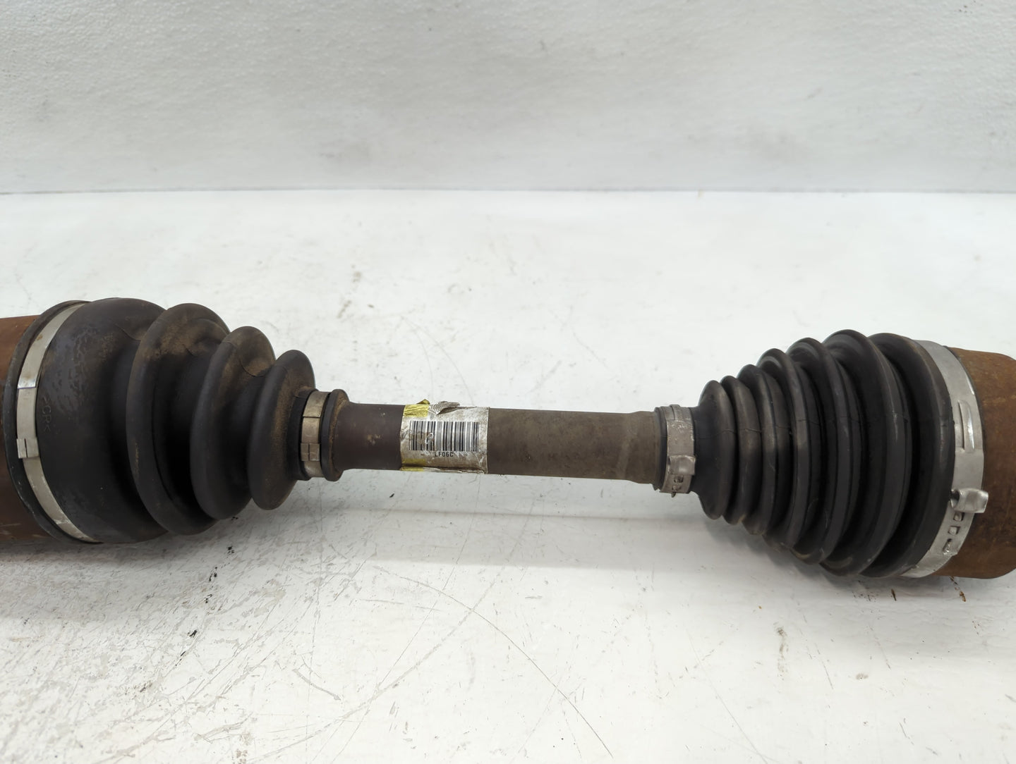 2010-2012 Lincoln Mkt Axle Shaft Front Driver Cv C/v - Oemusedautoparts1.com
