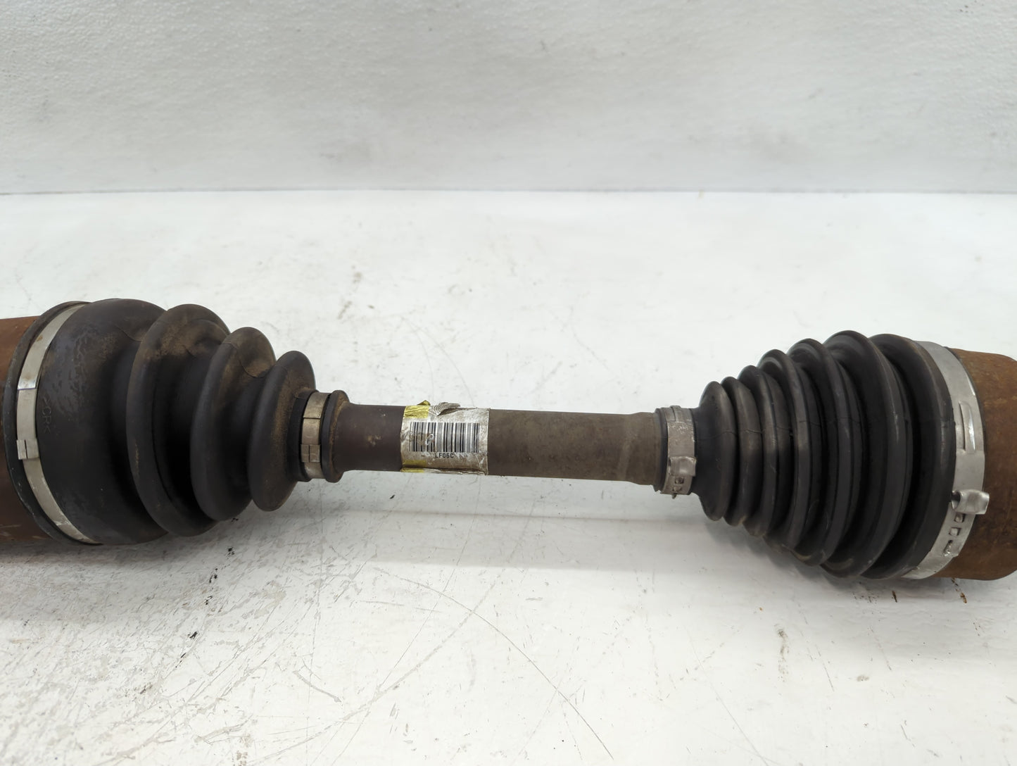 2010-2012 Lincoln Mkt Axle Shaft Front Driver Cv C/v - Oemusedautoparts1.com