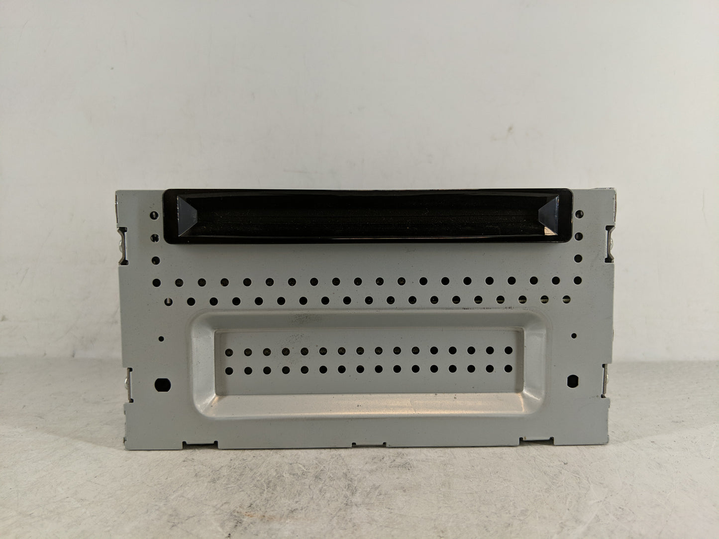 2011-2012 Lincoln Mkt Radio AM FM Cd Player Receiver Replacement P/N:BE9T 19C156 BB Fits Fits 2011 2012 OEM Used Auto Parts 