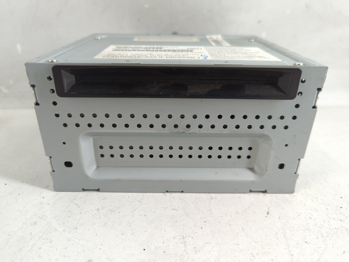 2011-2012 Lincoln Mkt Radio AM FM Cd Player Receiver Replacement P/N:BE9T 19C156BB Fits Fits 2011 2012 OEM Used Auto Parts -