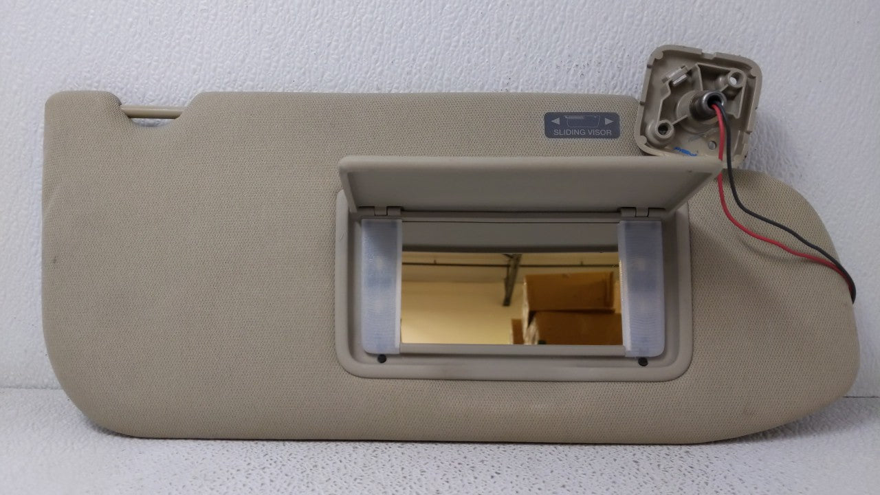 2010-2012 Lincoln Mkt Sun Visor Shade Replacement Passenger Right Mirror Fits Fits 2010 2011 2012 OEM Used Auto Parts - Oemu