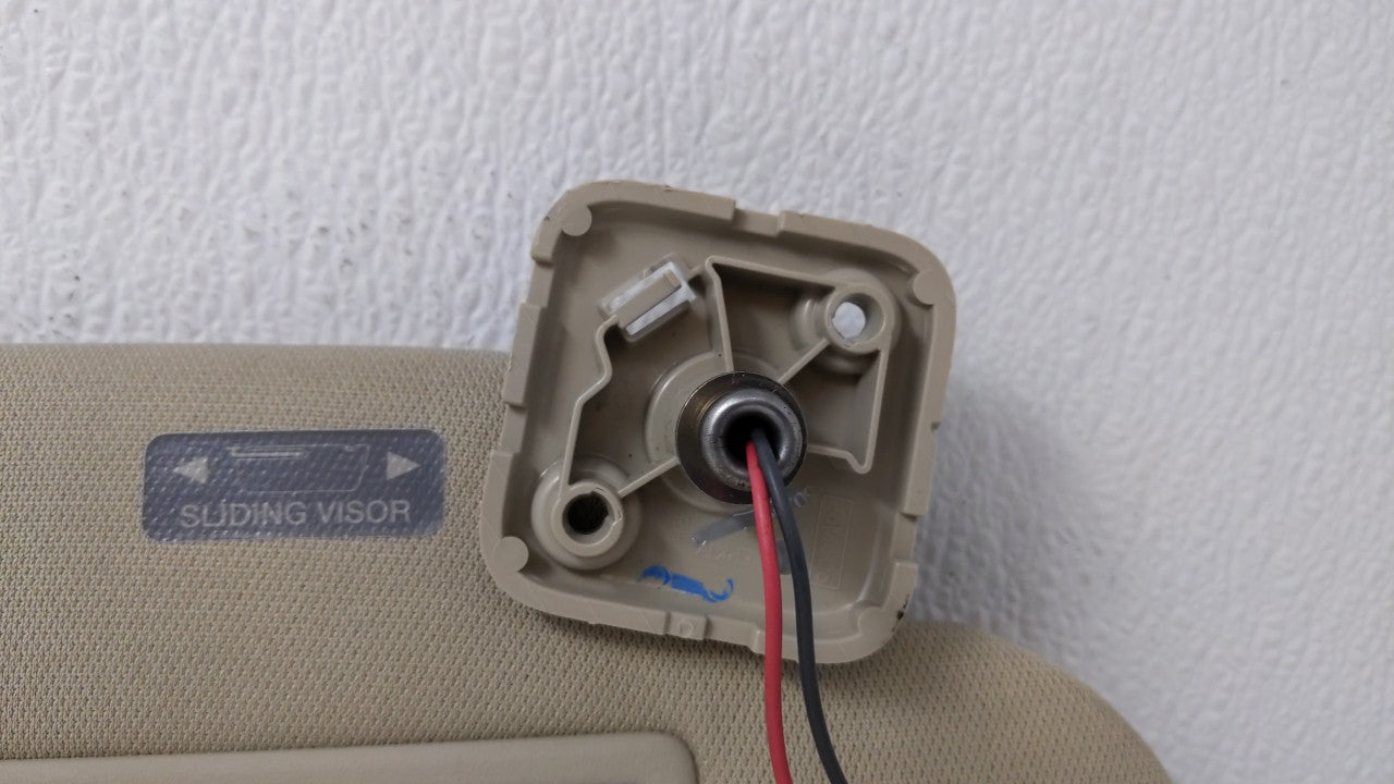 2010-2012 Lincoln Mkt Sun Visor Shade Replacement Passenger Right Mirror Fits Fits 2010 2011 2012 OEM Used Auto Parts - Oemu