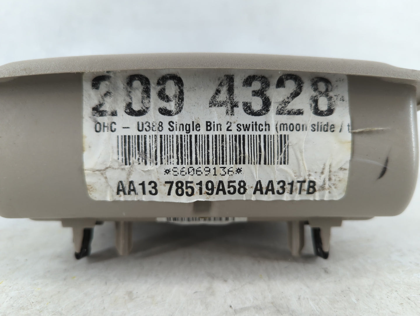 2011 Lincoln Mkx Overhead Roof Console - Oemusedautoparts1.com