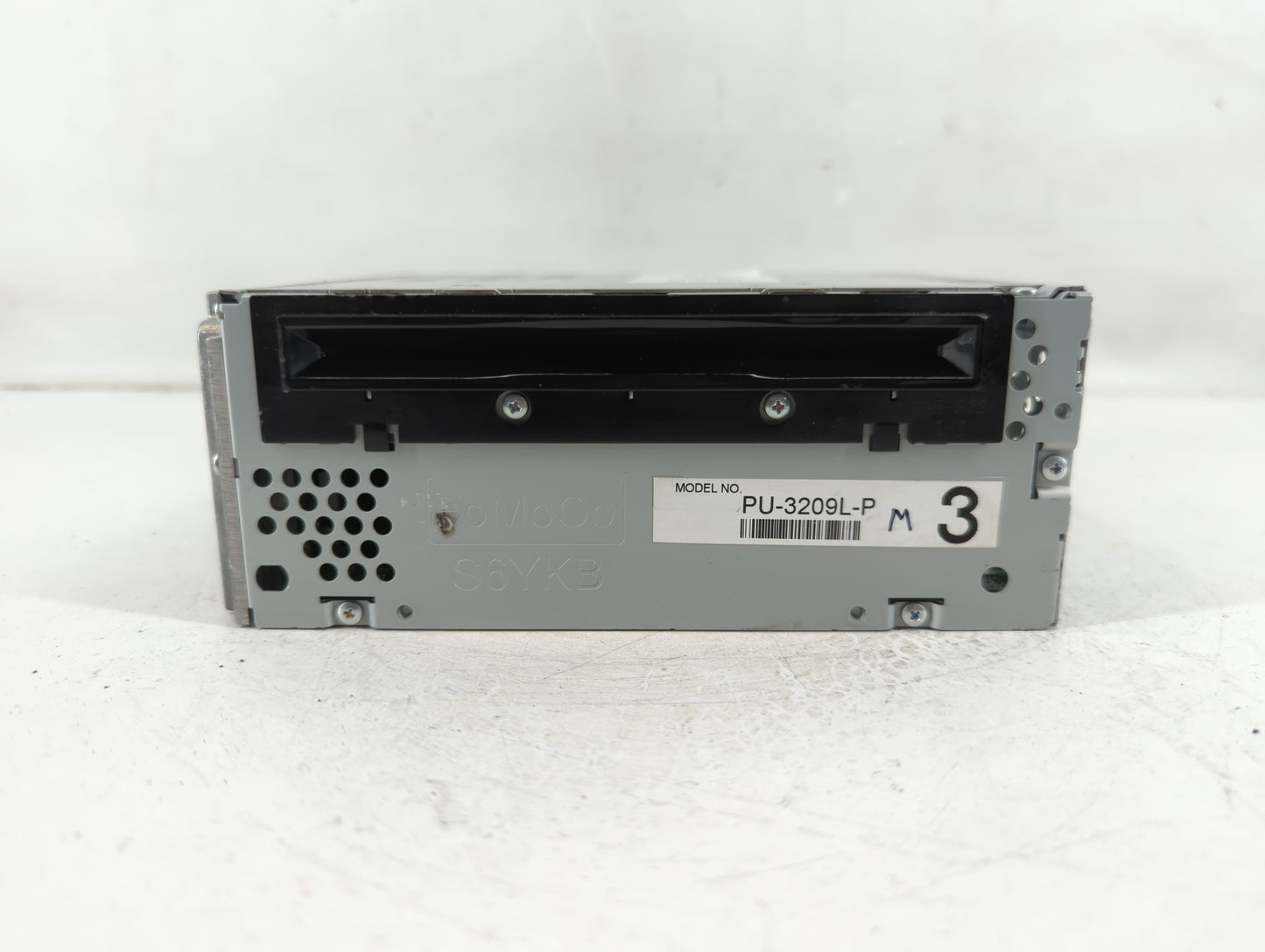 2011 Lincoln Mkx Radio AM FM Cd Player Receiver Replacement P/N:BT4T-19C107-CP Fits OEM Used Auto Parts - Oemusedautoparts1.
