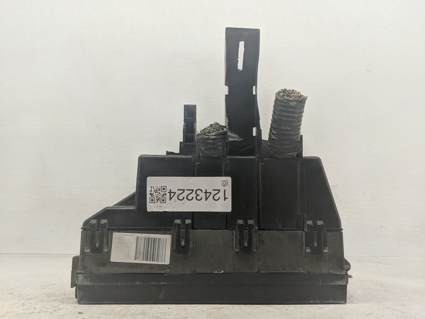 2011 Lincoln Mkx Fusebox Fuse Box Panel Relay Module Fits OEM Used Auto Parts - Oemusedautoparts1.com