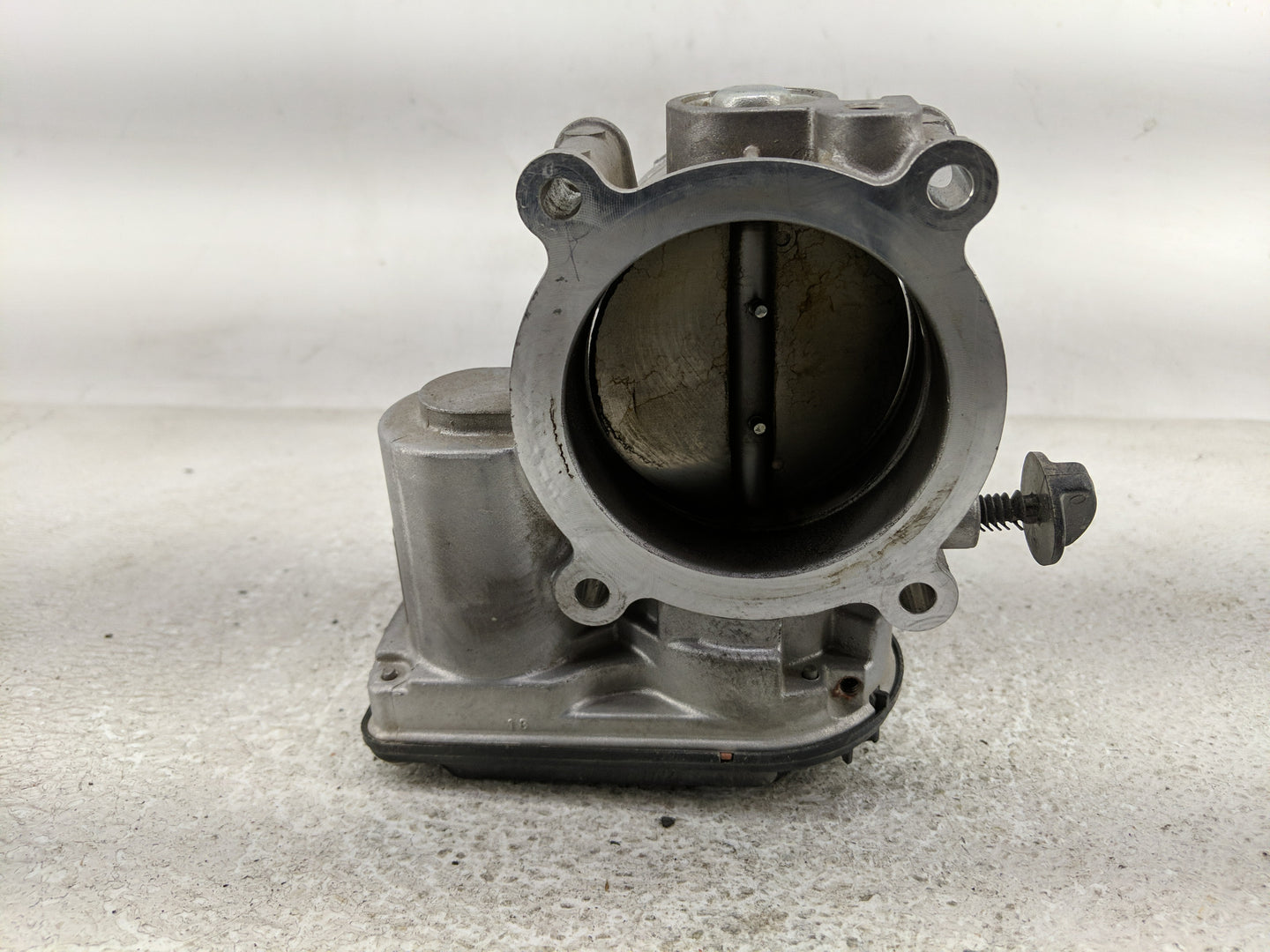 2011-2018 Lincoln Mkx Throttle Body P/N:AT4E-9F991-EH Fits Fits 2011 2012 2013 2014 2015 2016 2017 2018 2019 OEM Used Auto P