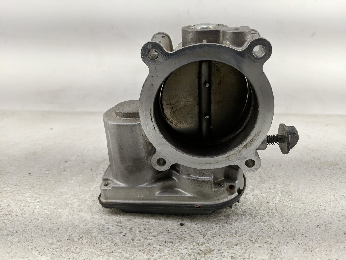2011-2018 Lincoln Mkx Throttle Body P/N:AT4E-9F991-EH Fits Fits 2011 2012 2013 2014 2015 2016 2017 2018 2019 OEM Used Auto P