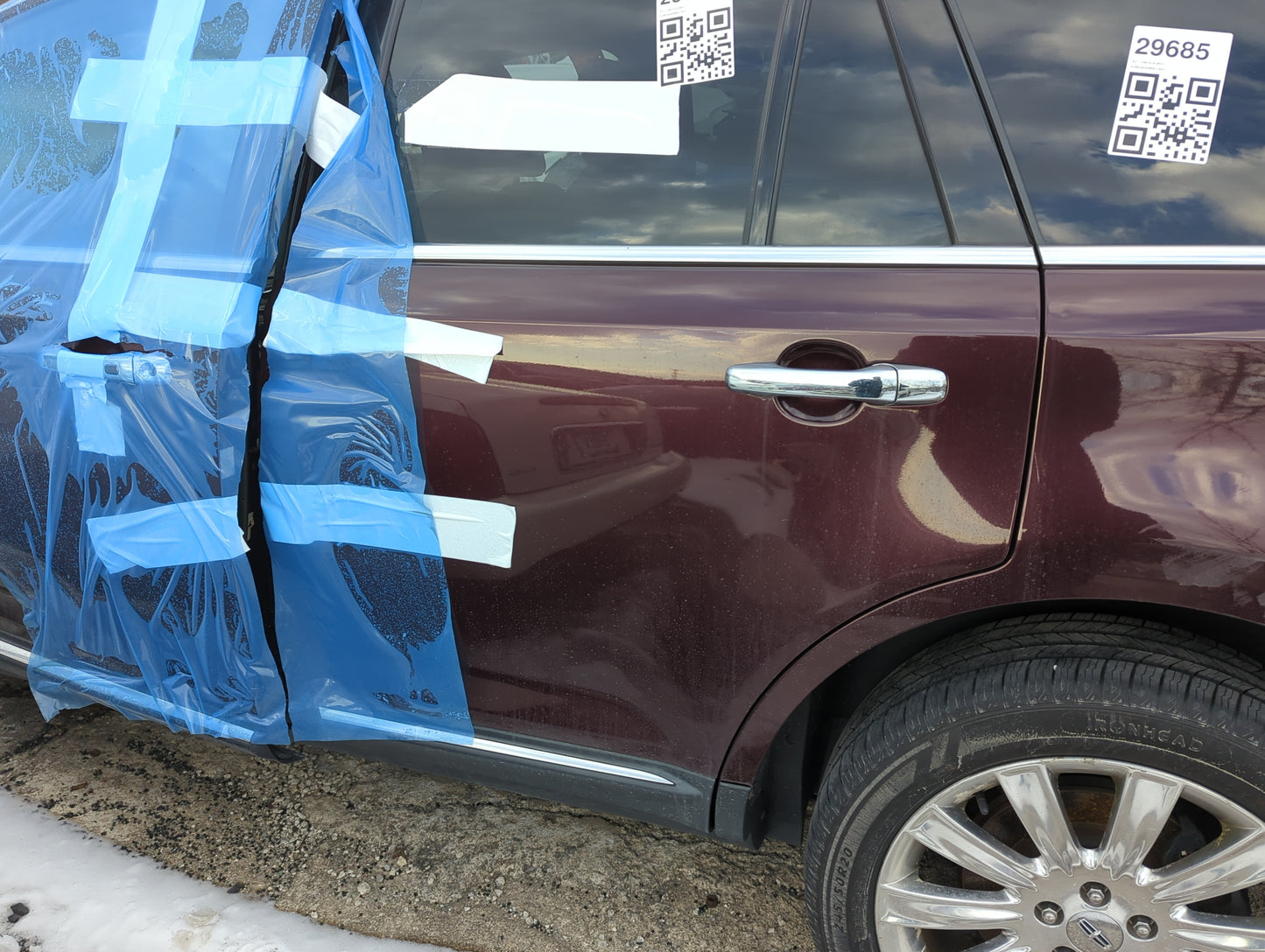 2011-2015 Lincoln Mkx Driver Rear Door Oem 1316182 - Oemusedautoparts1.com