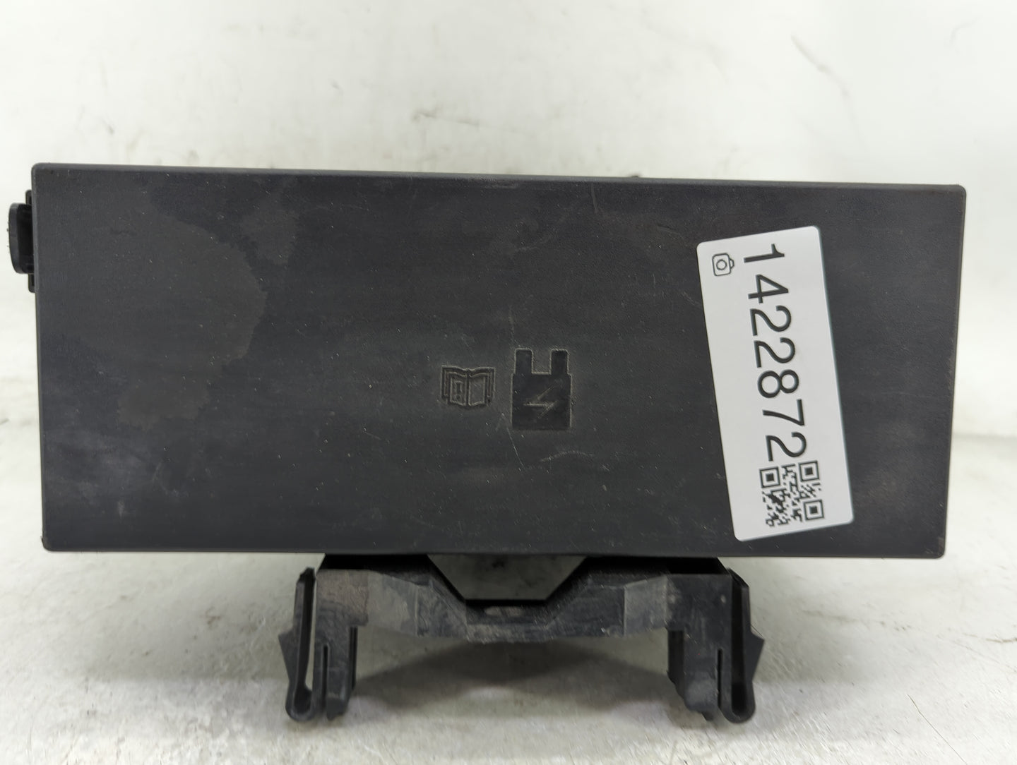 2011 Lincoln Mkx Fusebox Fuse Box Panel Relay Module P/N:BT4T-14A003-AA Fits OEM Used Auto Parts - Oemusedautoparts1.com