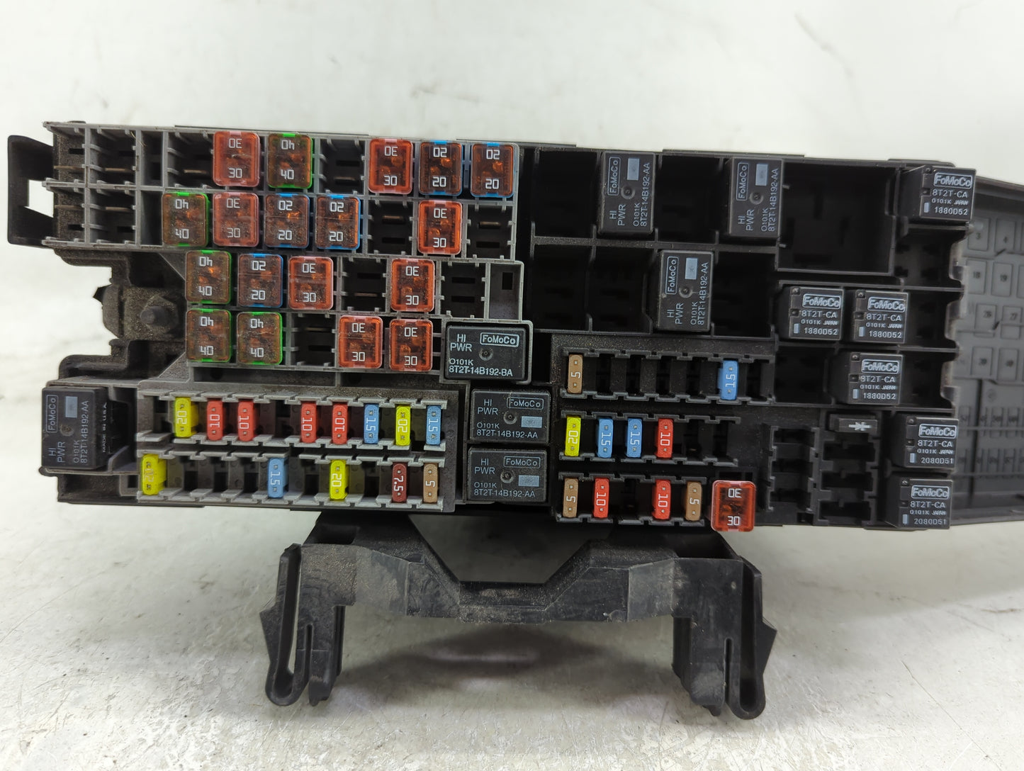 2011 Lincoln Mkx Fusebox Fuse Box Panel Relay Module P/N:BT4T-14A003-AA Fits OEM Used Auto Parts - Oemusedautoparts1.com