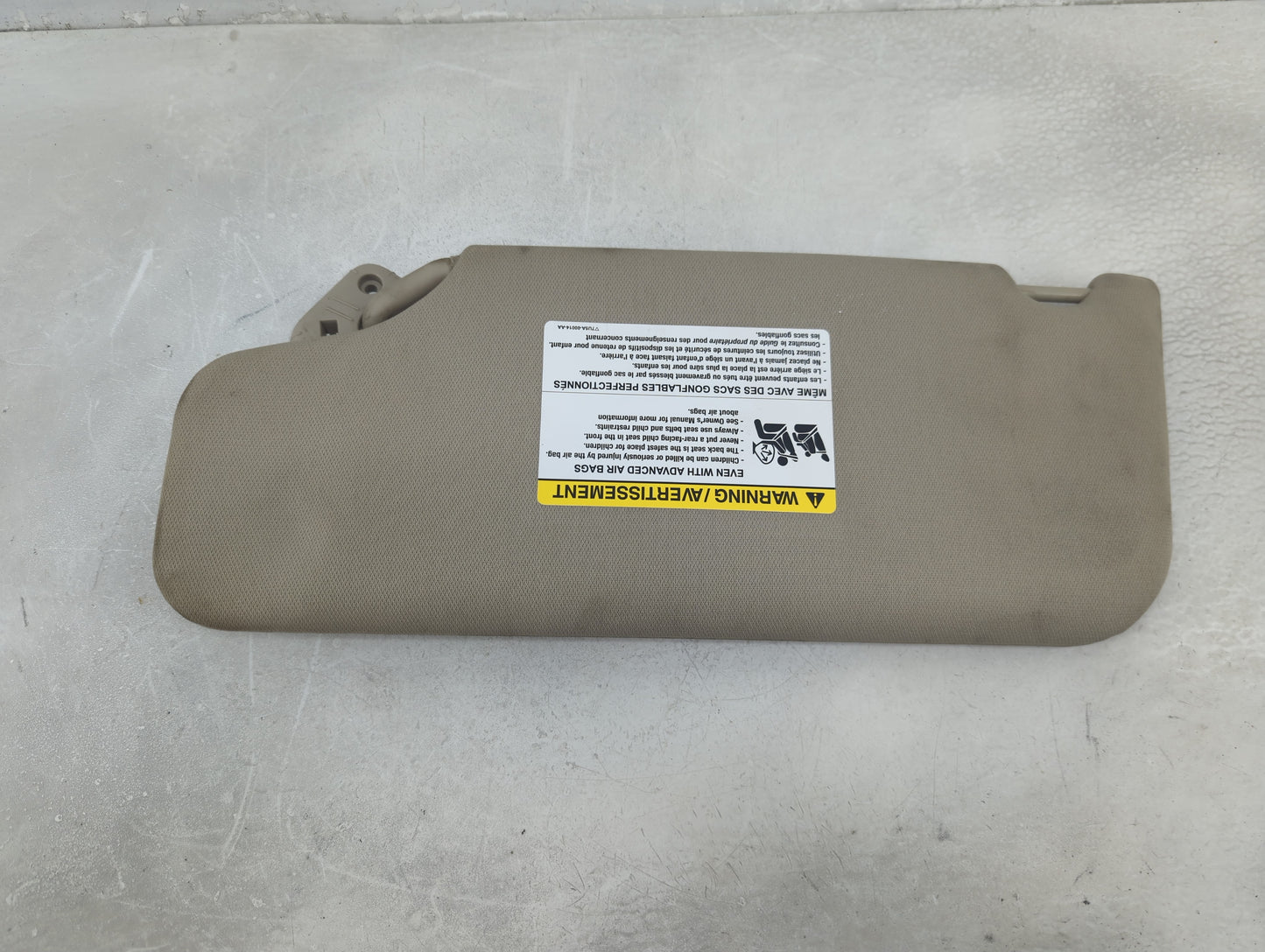 2011-2015 Lincoln Mkx Sun Visor Shade Replacement Driver Left Mirror Fits Fits 2011 2012 2013 2014 2015 OEM Used Auto Parts 