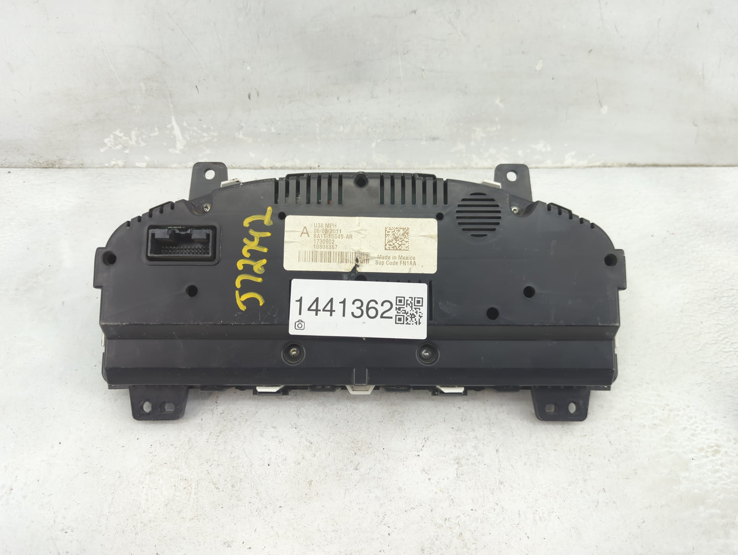 2011 Lincoln Mkx Instrument Cluster Speedometer Gauges P/N:BA1T-10849-AR 1730902, 10808367 Fits OEM Used Auto Parts - Oemuse