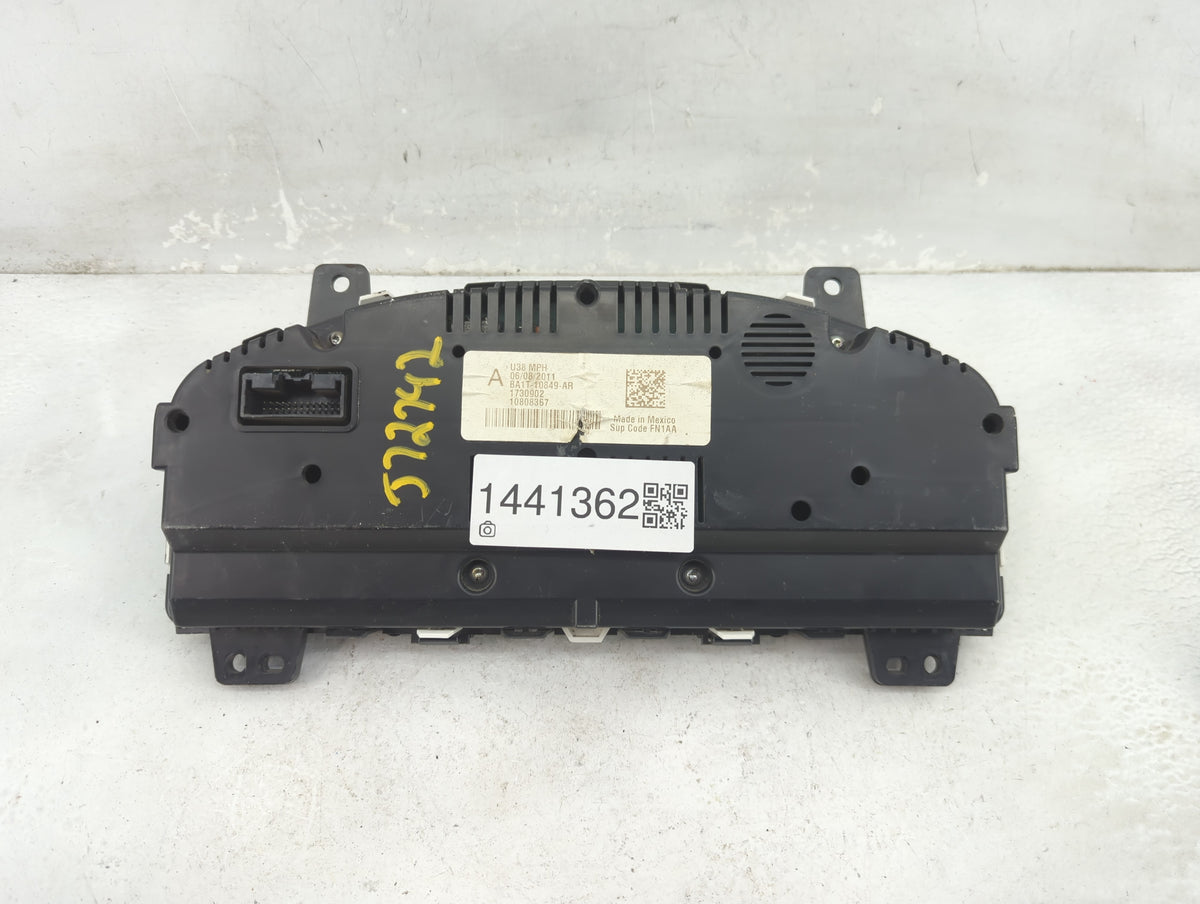 2011 Lincoln Mkx Instrument Cluster Speedometer Gauges P/N:BA1T-10849-AR 1730902, 10808367 Miles: Fits OEM Used Auto Parts -