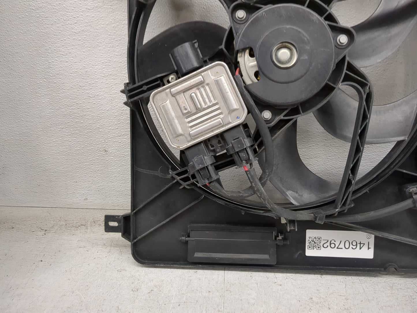 2007-2015 Lincoln Mkx Electric Radiator Cooling Fan Motor Assembly 1460792 - Oemusedautoparts1.com