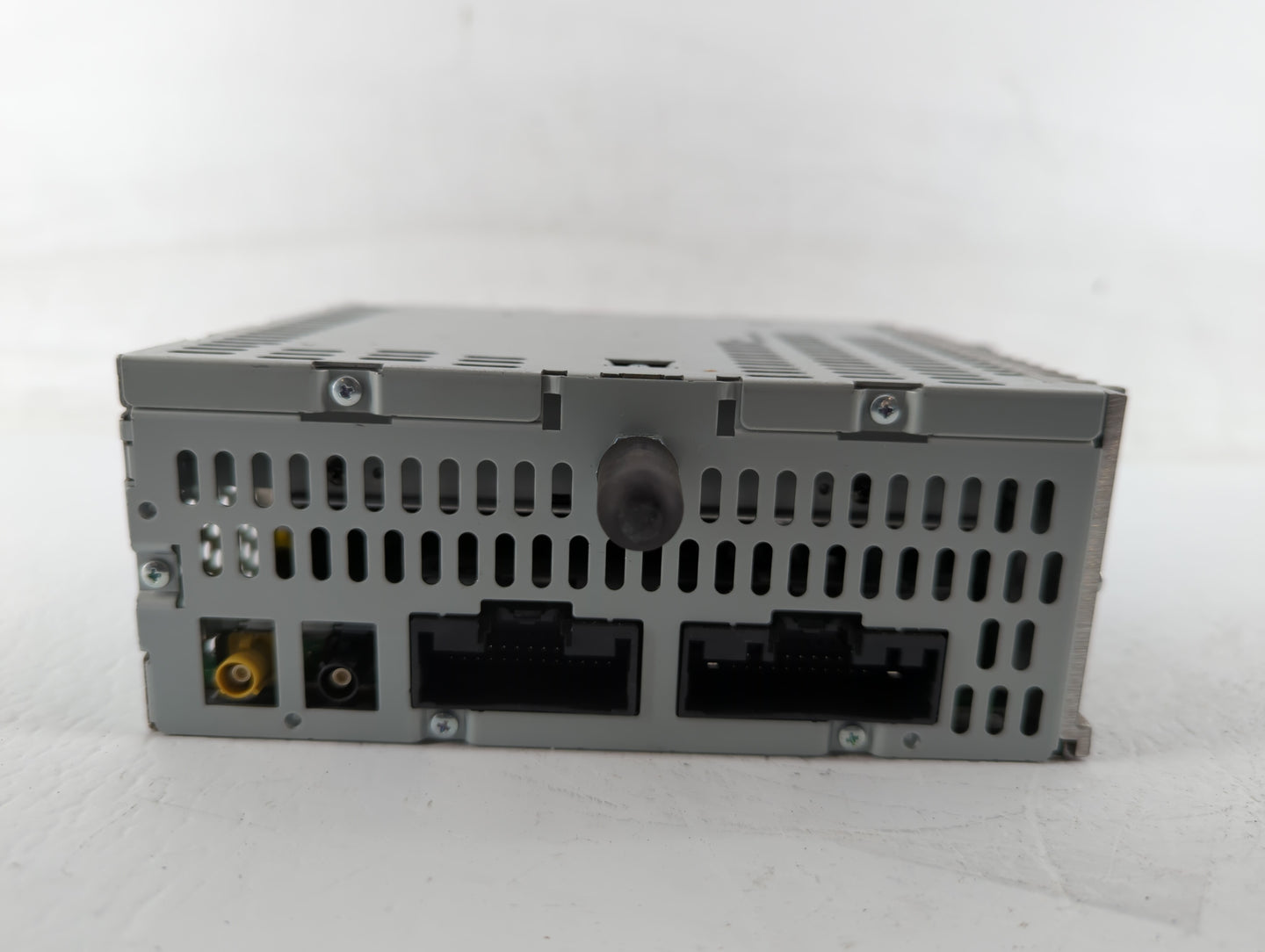 2011 Lincoln Mkx Radio AM FM Cd Player Receiver Replacement P/N:BT4T-19C107-CP BT4T-19C107-CN Fits OEM Used Auto Parts - Oem