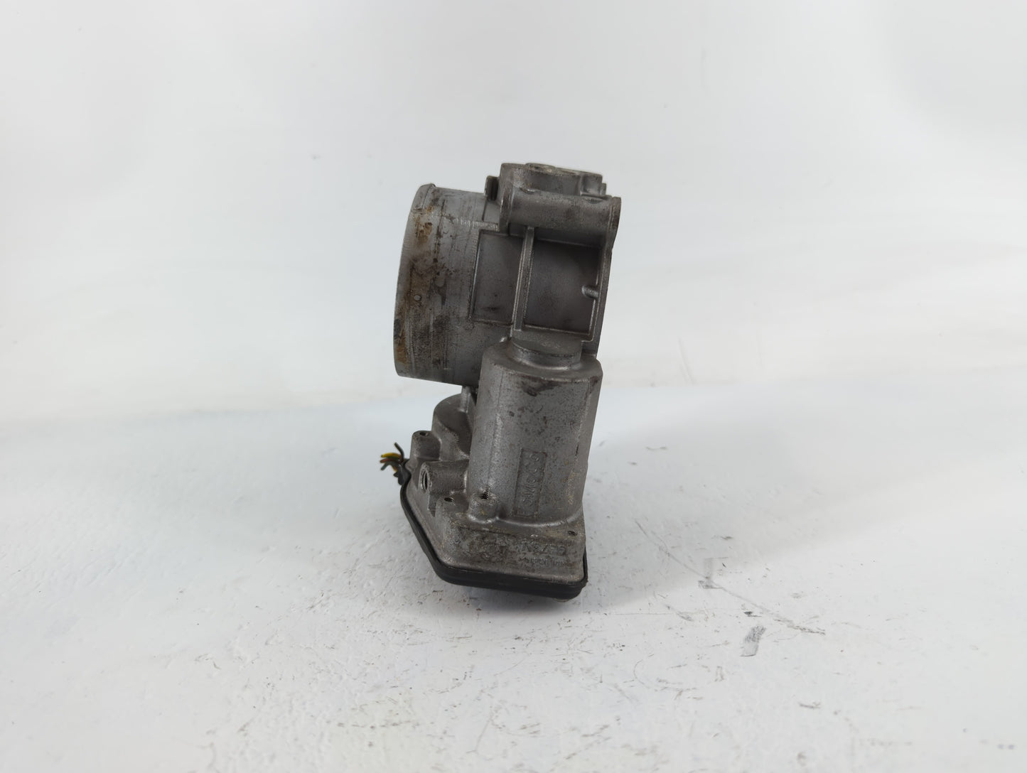 2011-2018 Lincoln Mkx Throttle Body P/N:D1127C-0230 Fits Fits 2011 2012 2013 2014 2015 2016 2017 2018 2019 OEM Used Auto Par