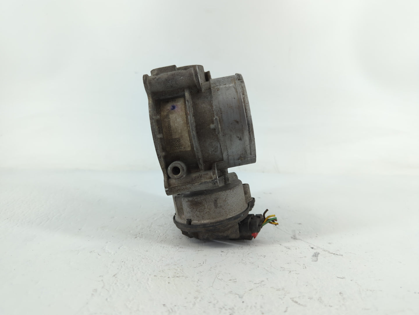 2011-2018 Lincoln Mkx Throttle Body P/N:D1127C-0230 Fits Fits 2011 2012 2013 2014 2015 2016 2017 2018 2019 OEM Used Auto Par