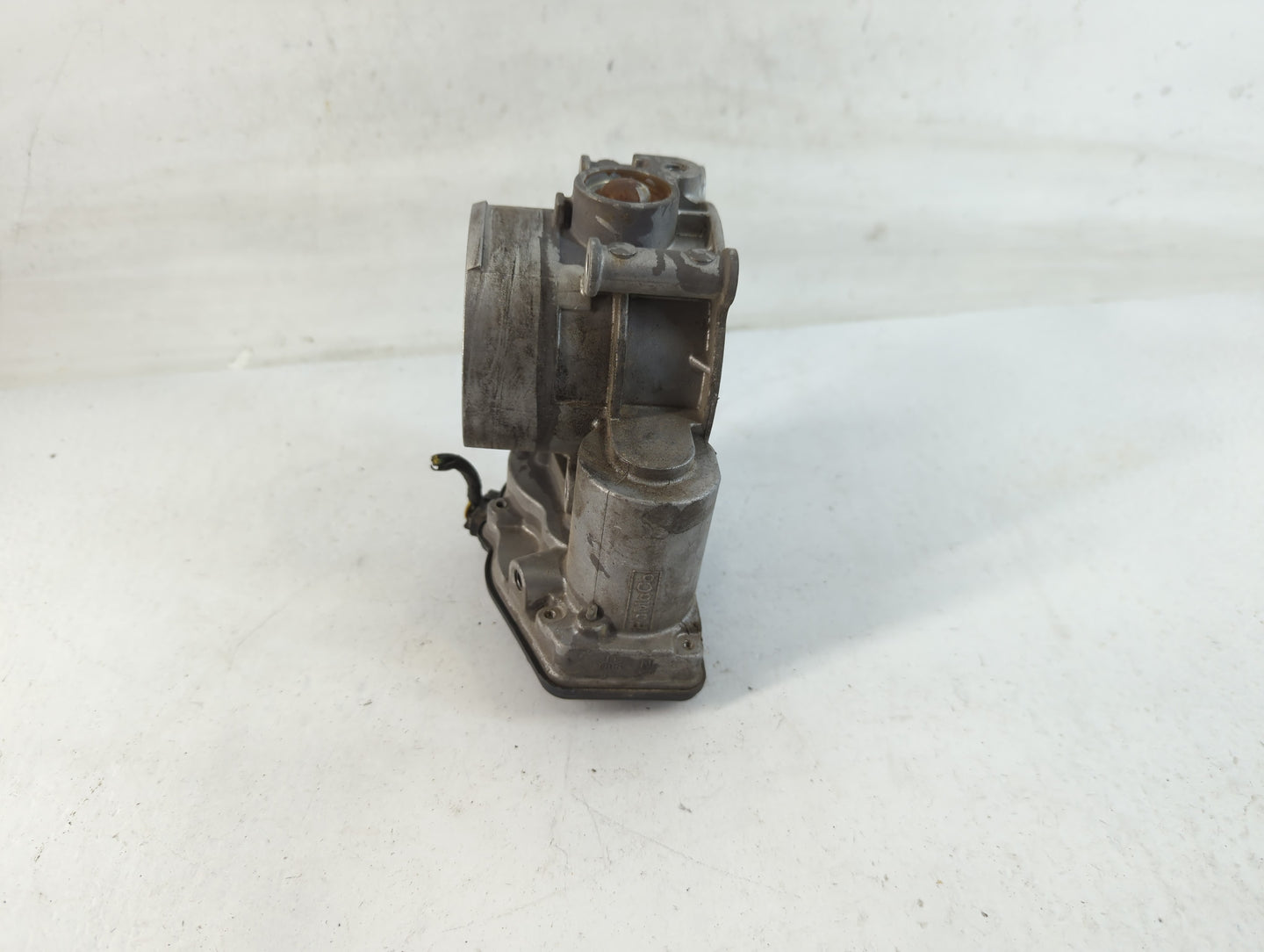 2011-2018 Lincoln Mkx Throttle Body P/N:AT4E-9F991-EL Fits Fits 2011 2012 2013 2014 2015 2016 2017 2018 2019 OEM Used Auto P