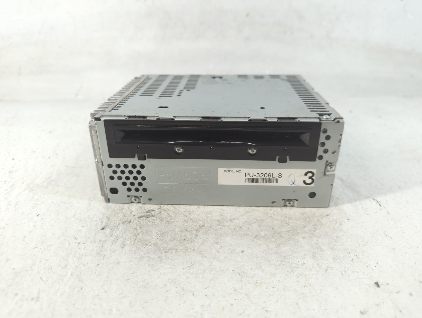 2011 Lincoln Mkx Radio AM FM Cd Player Receiver Replacement P/N:BT4T-19C107-FB Fits OEM Used Auto Parts - Oemusedautoparts1.