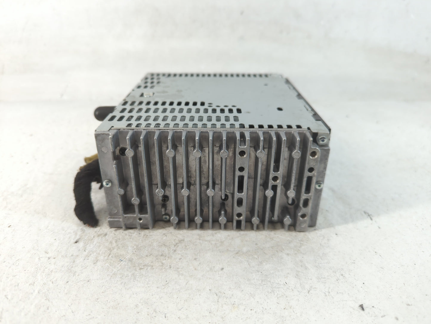 2011 Lincoln Mkx Radio AM FM Cd Player Receiver Replacement P/N:BT4T-19C107-FB Fits OEM Used Auto Parts - Oemusedautoparts1.