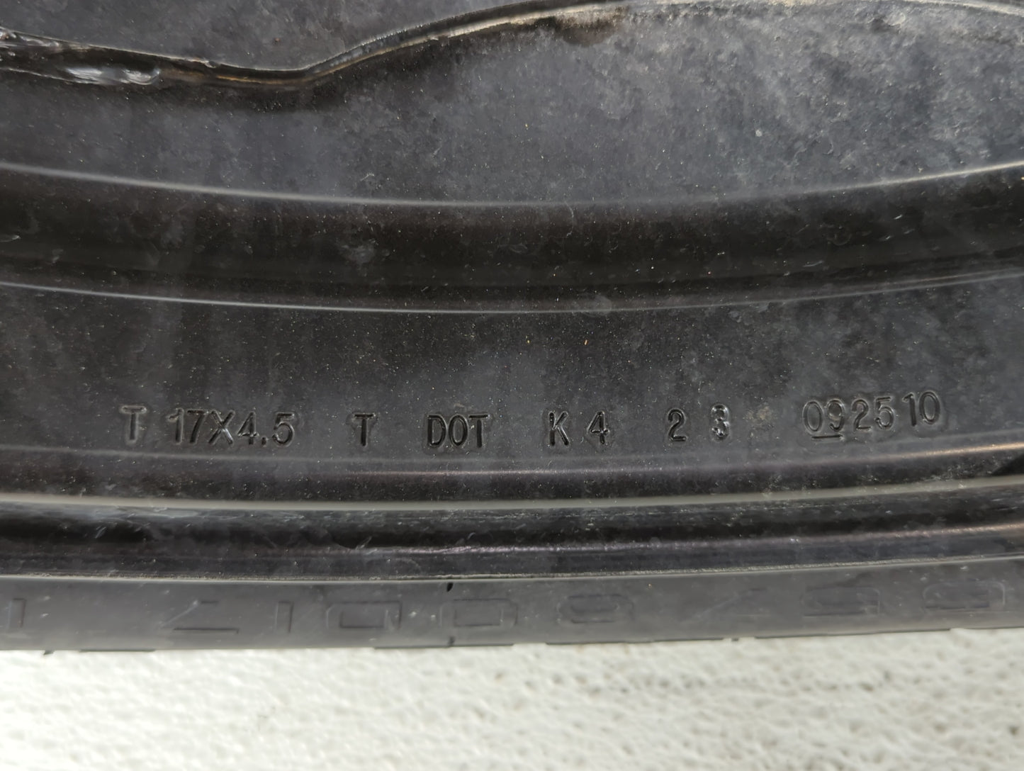2007-2015 Lincoln Mkx Spare Donut Tire Wheel Rim Oem - Oemusedautoparts1.com