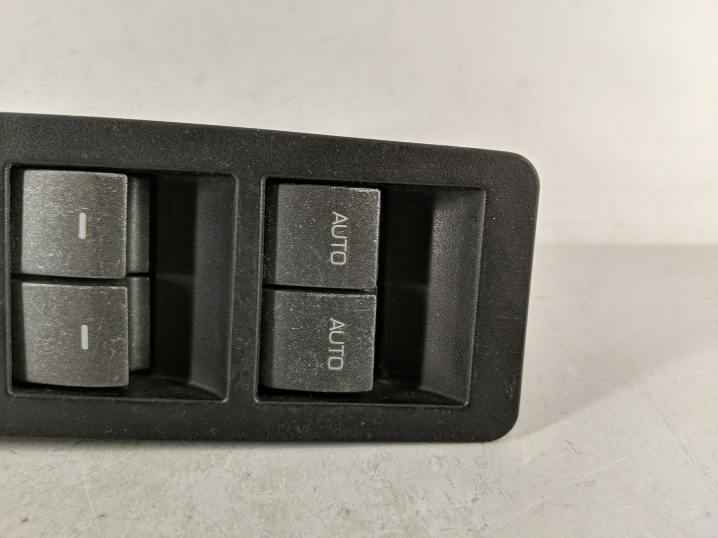 2010-2012 Lincoln Mkz Master Power Window Switch Replacement Driver Side Left P/N:BH6T-14540-AAW Fits Fits 2010 2011 2012 OE