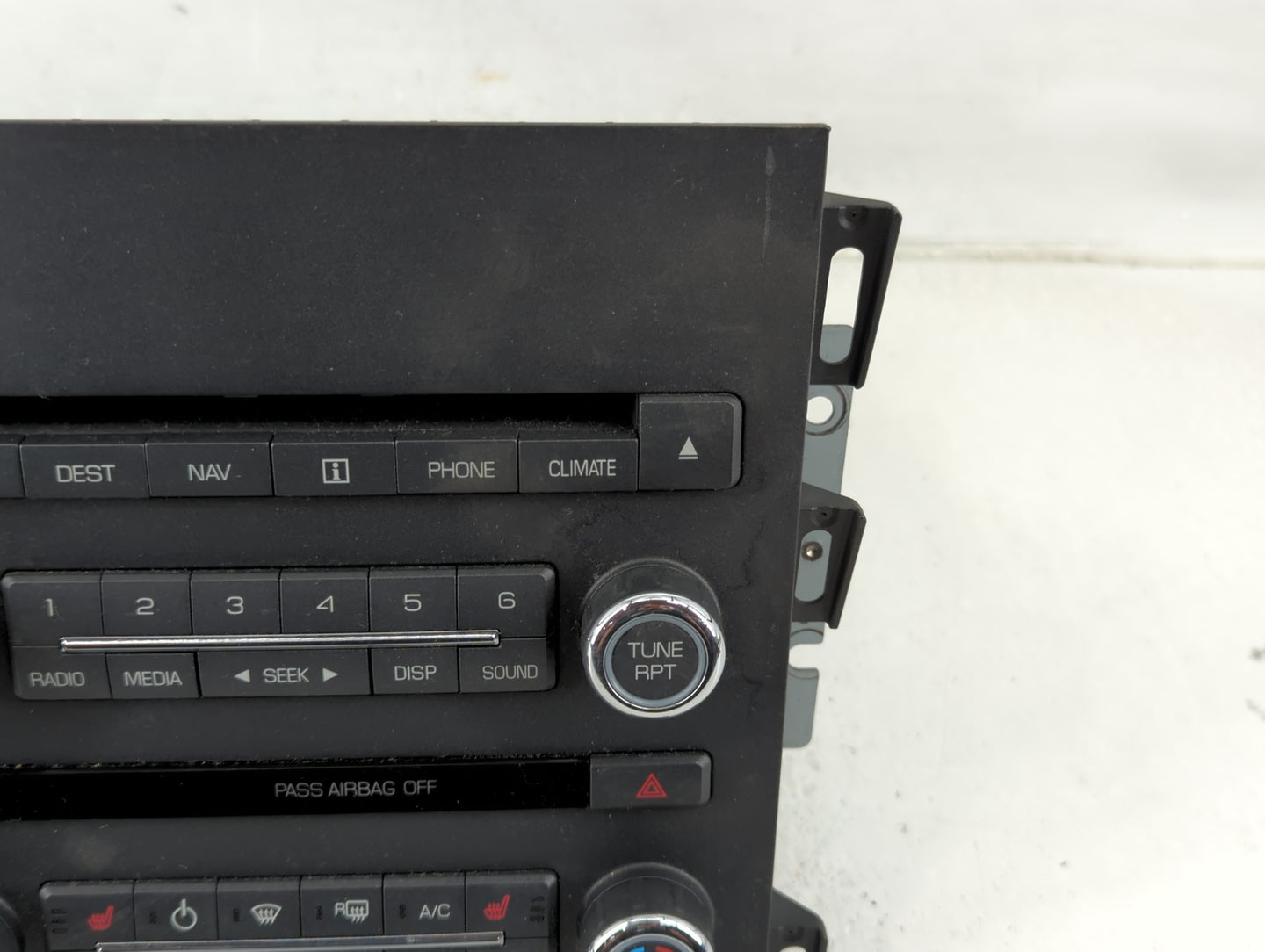 2011-2012 Lincoln Mkz Radio AM FM Cd Player Receiver Replacement P/N:BH6T 19C156BB Fits Fits 2011 2012 OEM Used Auto Parts -