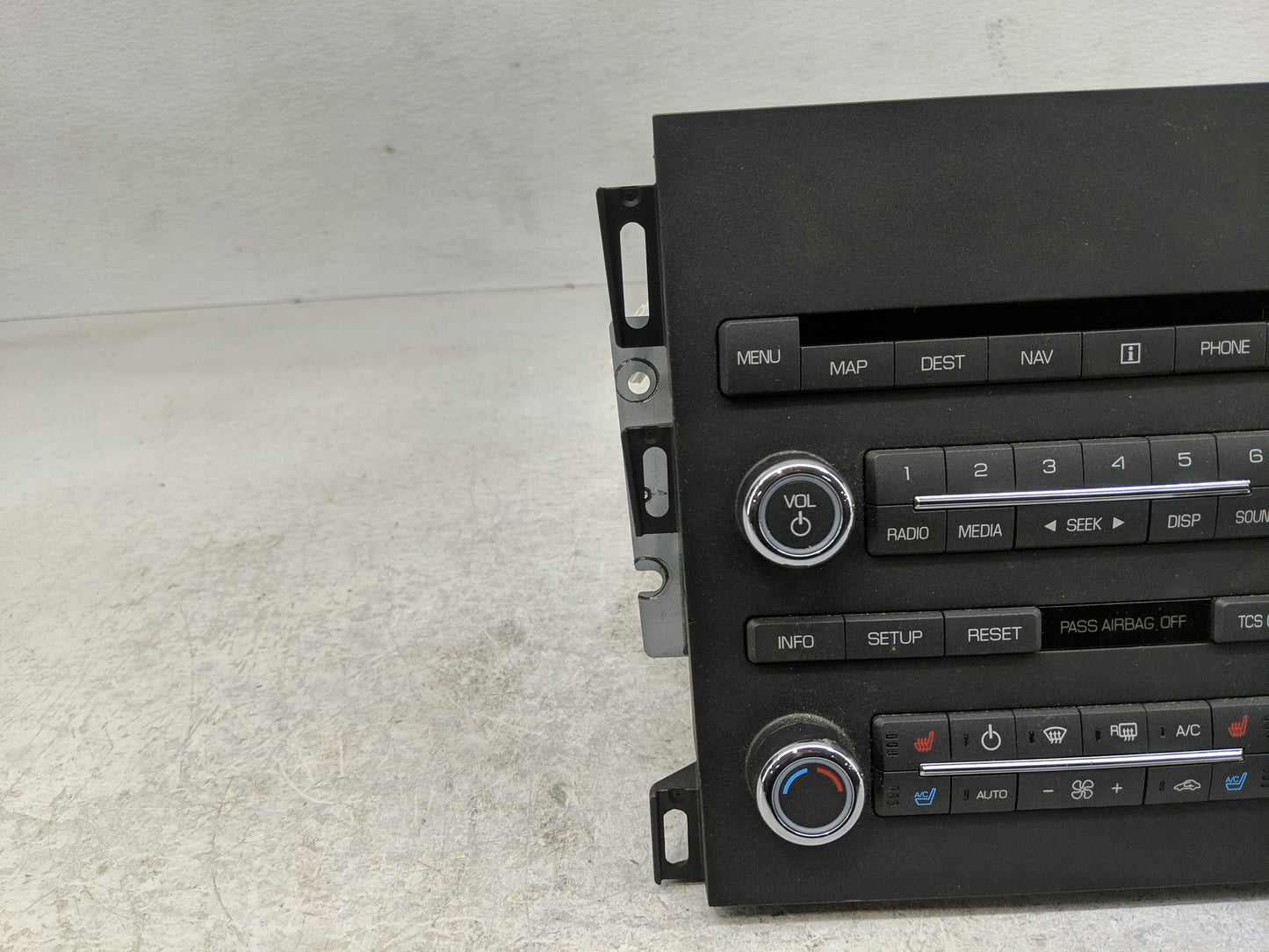 2011-2012 Lincoln Mkz Radio AM FM Cd Player Receiver Replacement P/N:BH6T-19C156-BB Fits Fits 2011 2012 OEM Used Auto Parts 