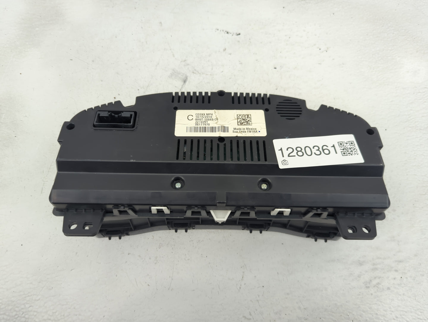 2011 Lincoln Mkz Instrument Cluster Speedometer Gauges P/N:BH6T-10849-CD Fits OEM Used Auto Parts - Oemusedautoparts1.com