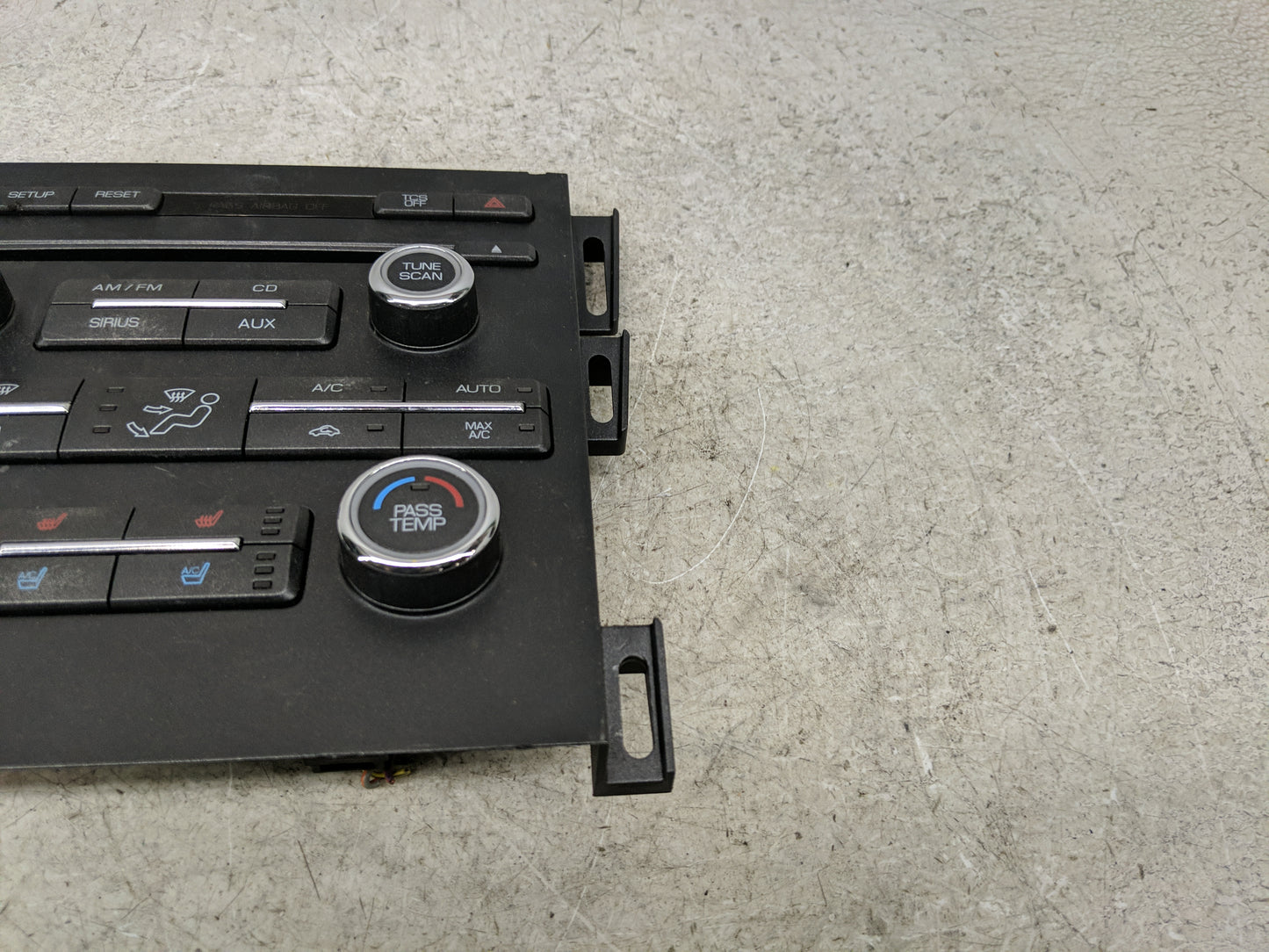 2010-2012 Lincoln Mkz Radio Control Panel - Oemusedautoparts1.com