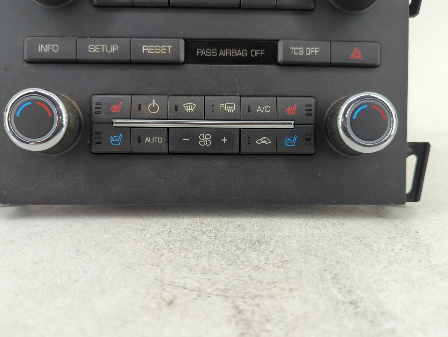 2011-2012 Lincoln Mkz Radio AM FM Cd Player Receiver Replacement Fits Fits 2011 2012 OEM Used Auto Parts - Oemusedautoparts1