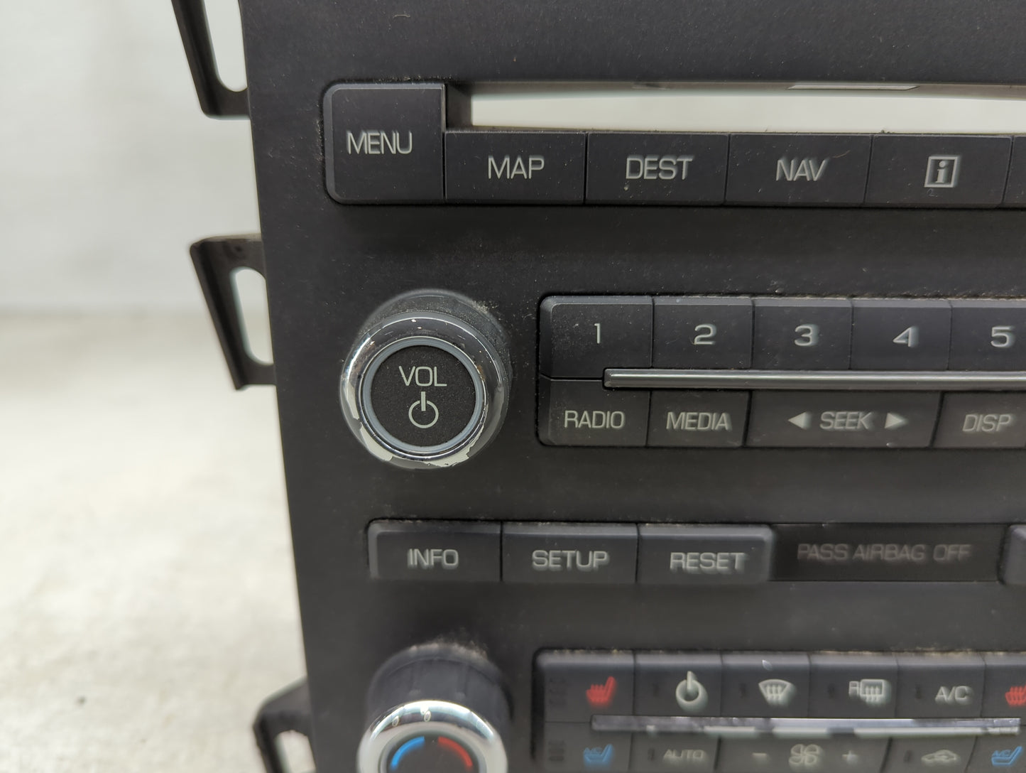 2011-2012 Lincoln Mkz Radio AM FM Cd Player Receiver Replacement P/N:BH6T-18A802-CA Fits Fits 2011 2012 OEM Used Auto Parts 