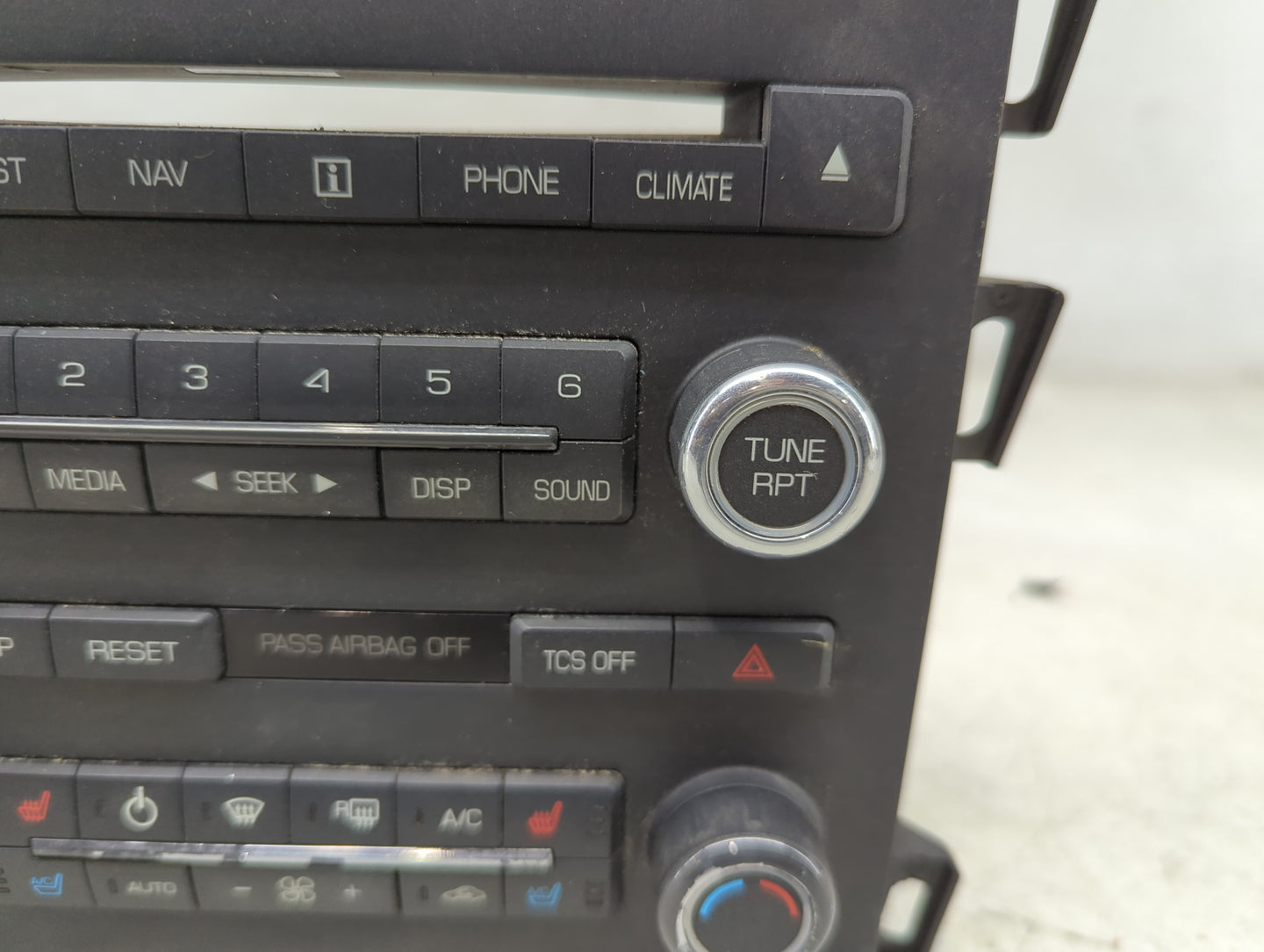 2011-2012 Lincoln Mkz Radio AM FM Cd Player Receiver Replacement P/N:BH6T-18A802-CA Fits Fits 2011 2012 OEM Used Auto Parts 