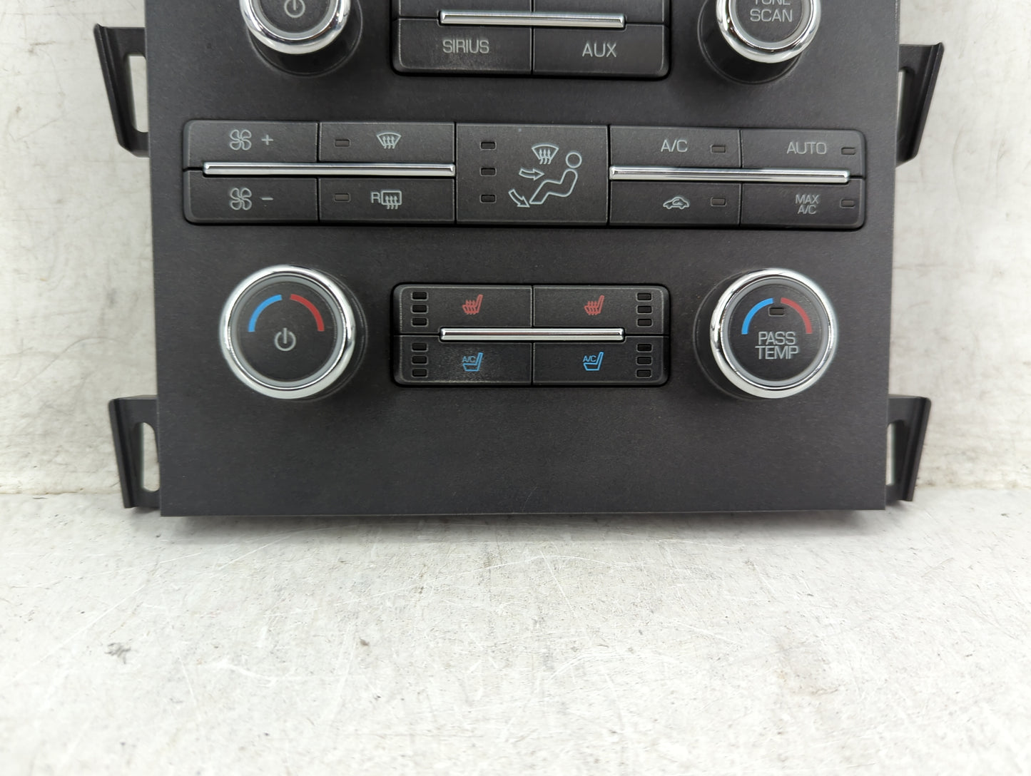 2011-2012 Lincoln Mkz Radio AM FM Cd Player Receiver Replacement P/N:BH6T-18A802-GA Fits Fits 2011 2012 OEM Used Auto Parts 