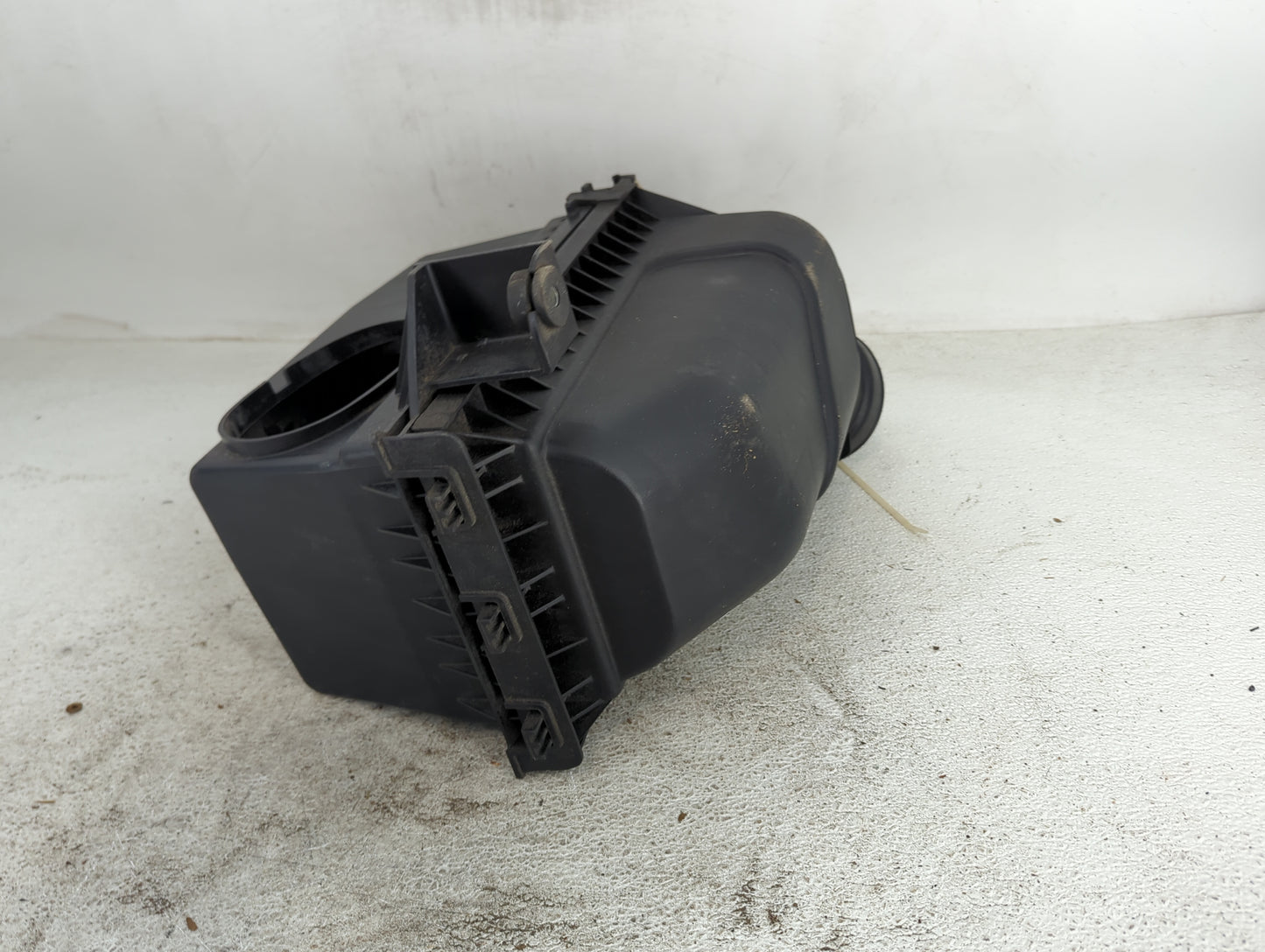 2010-2012 Lincoln Mkz Air Cleaner Intake-duct Hose Tube 1495436 - Oemusedautoparts1.com
