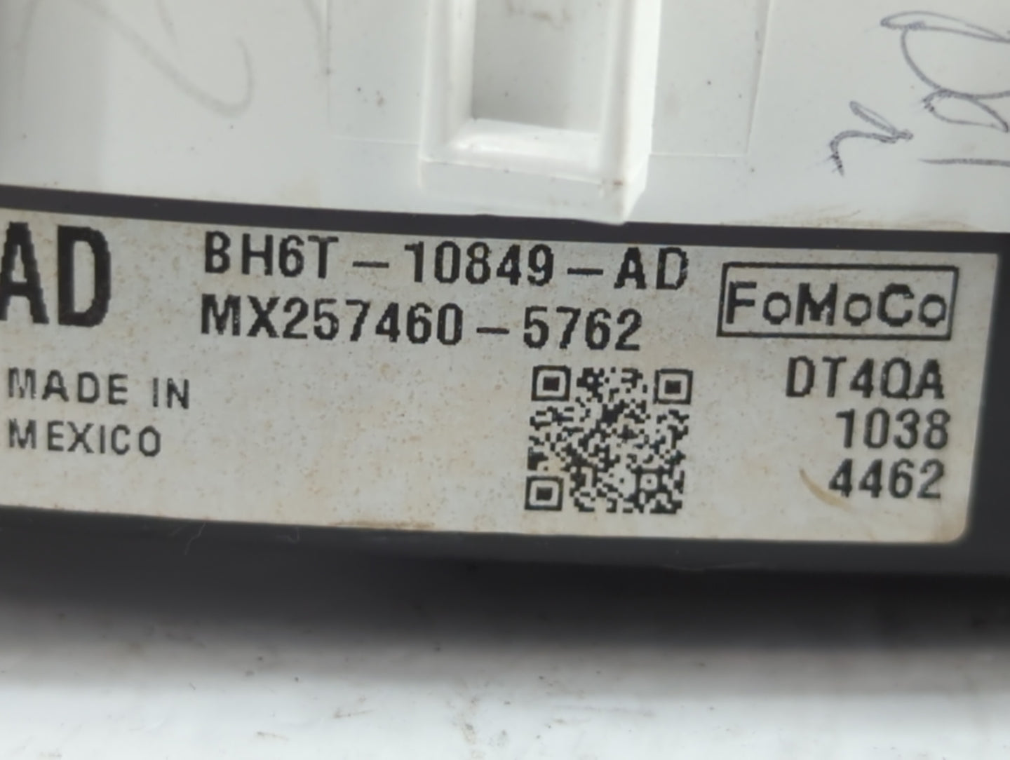 2011 Lincoln Mkz Instrument Cluster Speedometer Gauges P/N:BH6T-10849-AD Fits OEM Used Auto Parts - Oemusedautoparts1.com