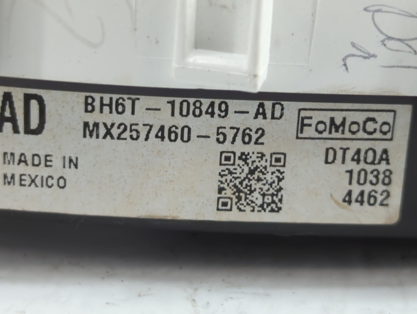 2011 Lincoln Mkz Instrument Cluster Speedometer Gauges P/N:BH6T-10849-AD Fits OEM Used Auto Parts - Oemusedautoparts1.com