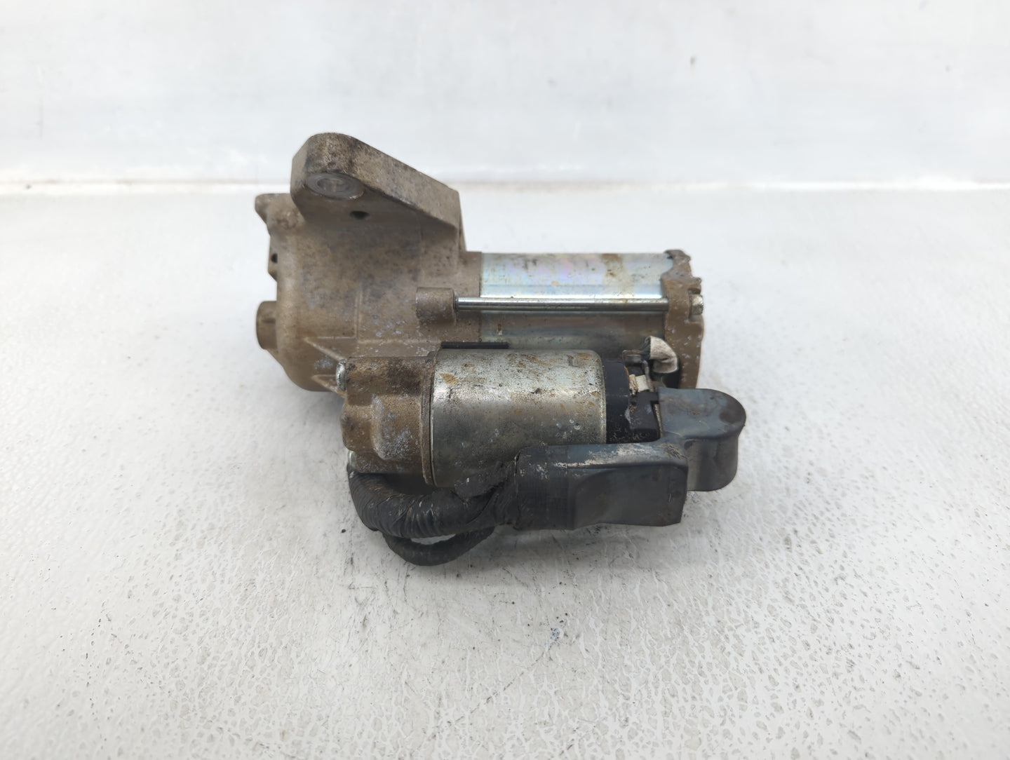 2011-2012 Lincoln Mkz Car Starter Motor Solenoid OEM P/N:6E5T-11000-BA Fits Fits 2011 2012 OEM Used Auto Parts - Oemusedauto
