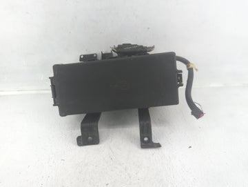 2011-2012 Lincoln Mkz Fusebox Fuse Box Panel Relay Module P/N:BH6T-14290-A Fits Fits 2010 2011 2012 OEM Used Auto Parts - Oe