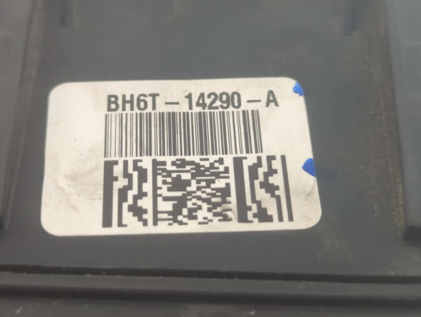 2011-2012 Lincoln Mkz Fusebox Fuse Box Panel Relay Module P/N:BH6T-14290-A Fits Fits 2010 2011 2012 OEM Used Auto Parts - Oe